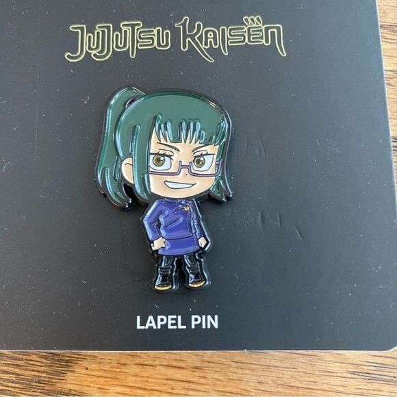 Jujutsu Kaisen Lapel Pin Set of 2 - Picture 2 of 7